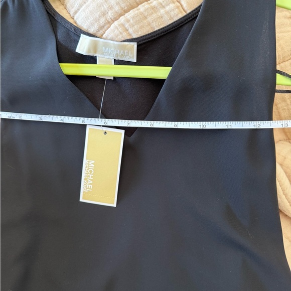 NWT Michael Kors Black Sleeveless Top - Picture 7 of 8